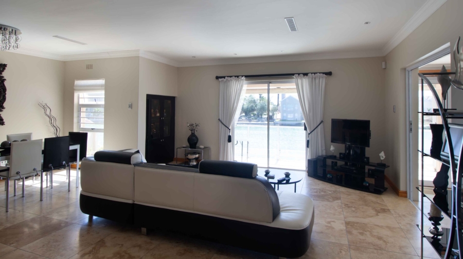 5 Bedroom Property for Sale in Port Owen Western Cape